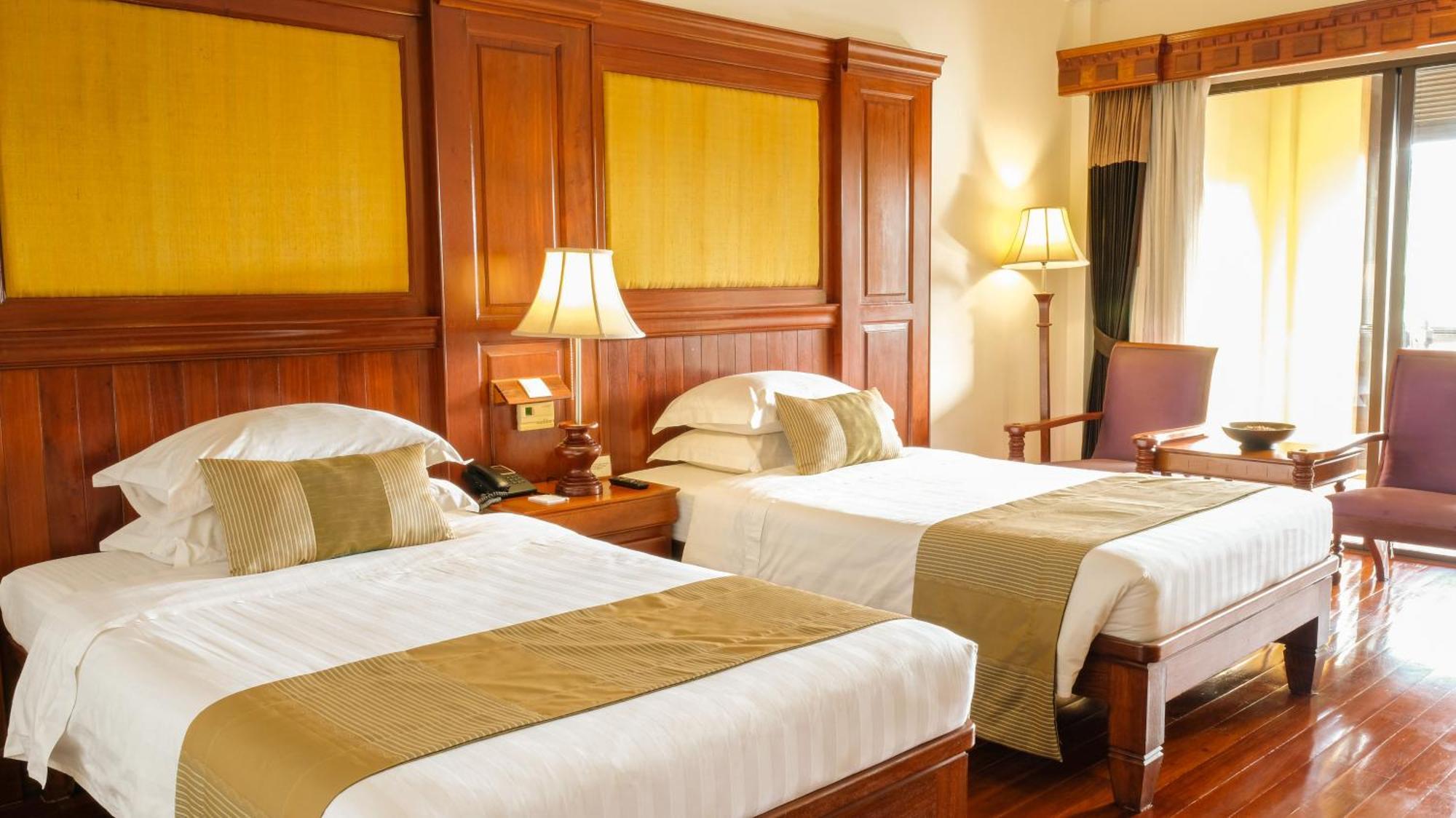 Empress Angkor Resort & Spa Siem Reap Exterior photo